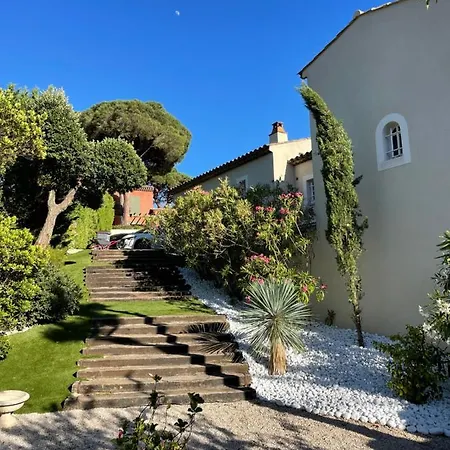 别墅 Avec Piscine Sur Le Golf