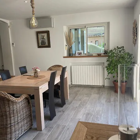 Avec Piscine Sur Le Golf 圣马克西姆