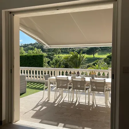 Avec Piscine Sur Le Golf * 圣马克西姆